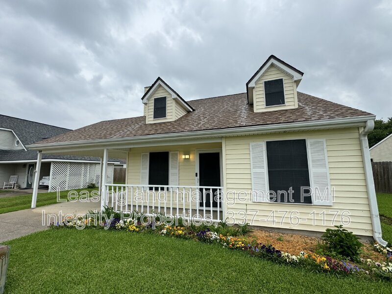 Primary Photo - 109 Sugarcreek Dr