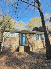 Building Photo - 251 Sleepy Creek Dr