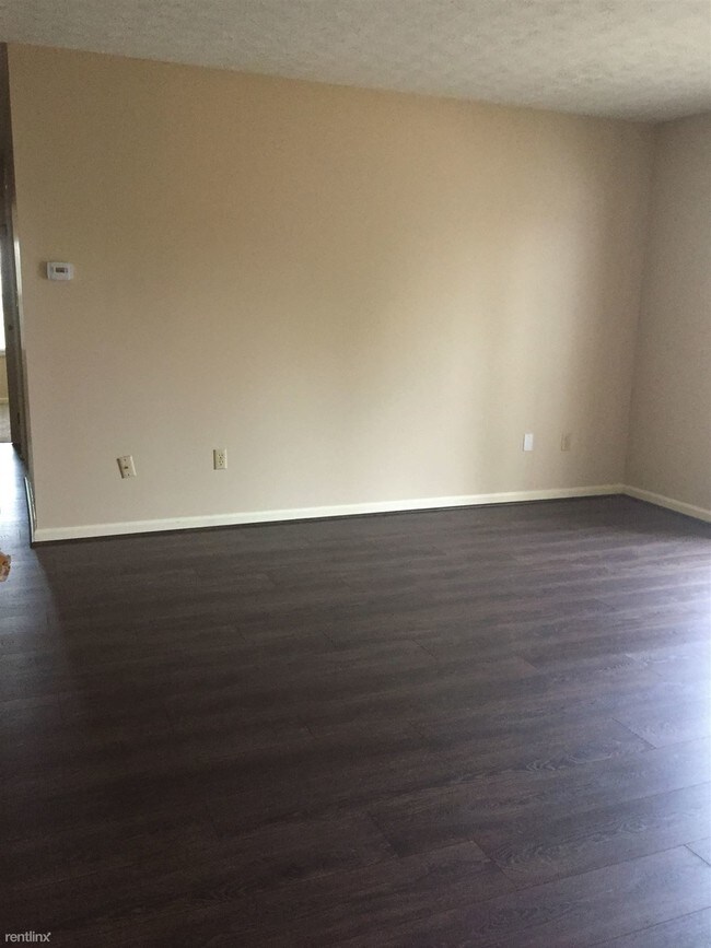 Building Photo - 2 br, 1.5 bath Condo - 5285 Portland St