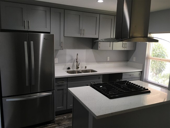 Foto del edificio - 1838 E 7th St