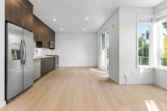 Foto del edificio - 3975 NE Garfield Ave.