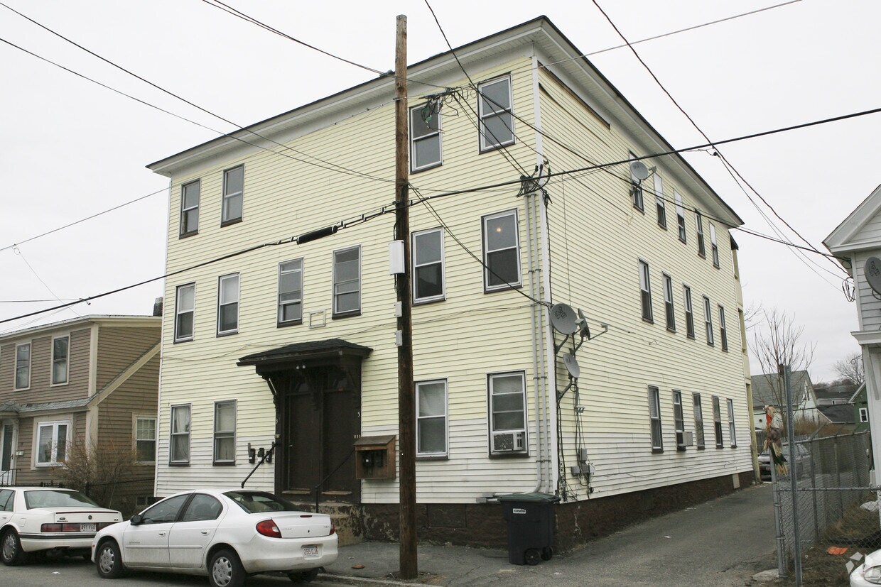 Building Photo - 35-37 Fulton St