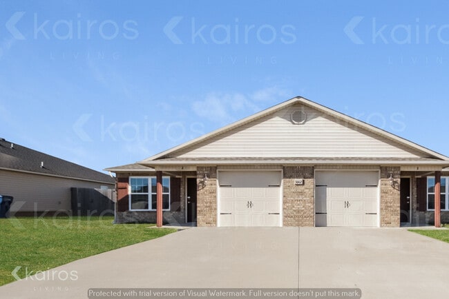 Photo - 5002 Thomas St Townhome