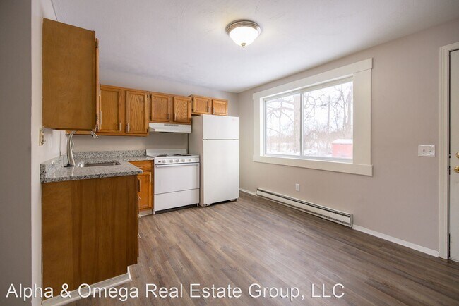 Building Photo - 2 br, 1 bath House - 25 6th St Apt B