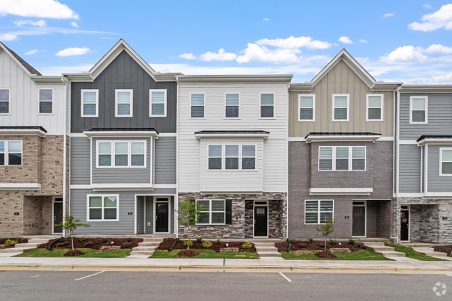 Building Photo - 705 Lucky Clover Wy