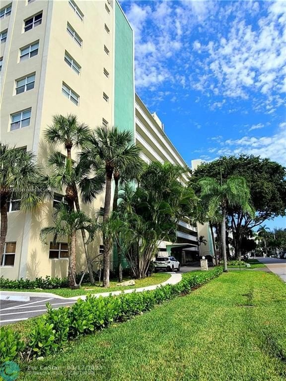 2555 NE 11th St Unit 706, Fort Lauderdale, FL 33304 Condo for Rent in