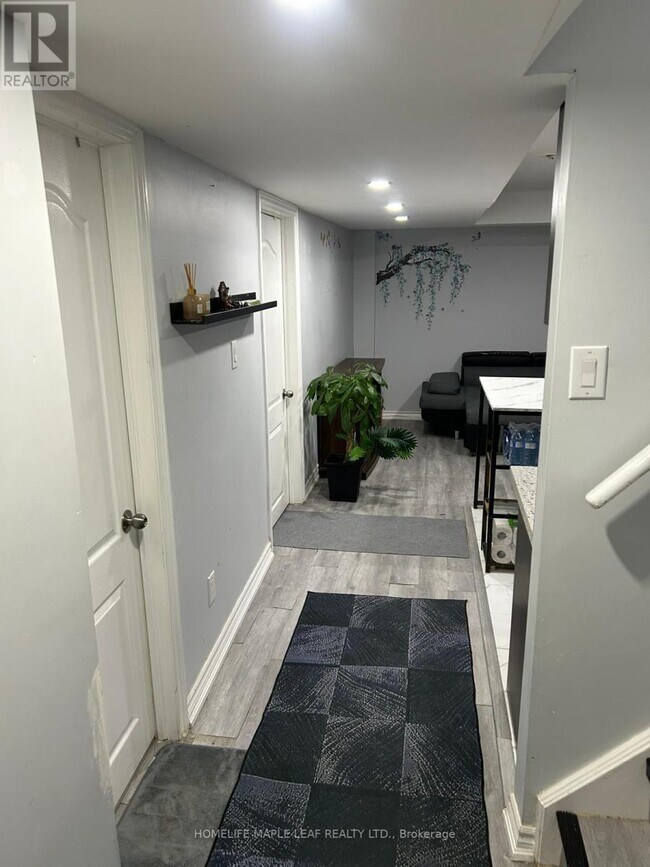 Building Photo - 1 Grape Trail