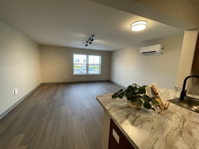 Building Photo - Hudson Heights Apartments