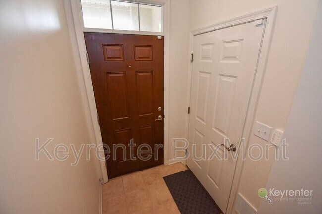 Foto del edificio - 186 Bradbury Drive