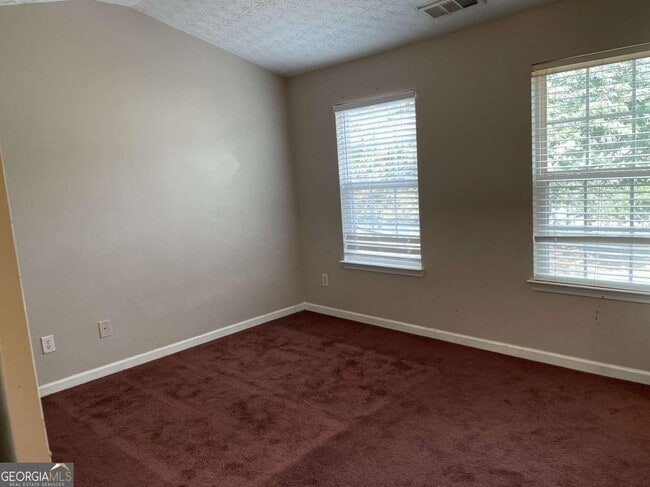 Foto del edificio - 6206 Flat Trce