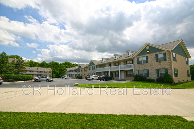 Foto del edificio - 1690 Shadow Ridge Ct