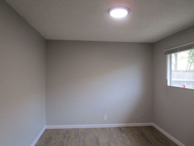 Building Photo - 1426 Callen St