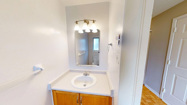 Building Photo - Bridlewood Garden Homes
