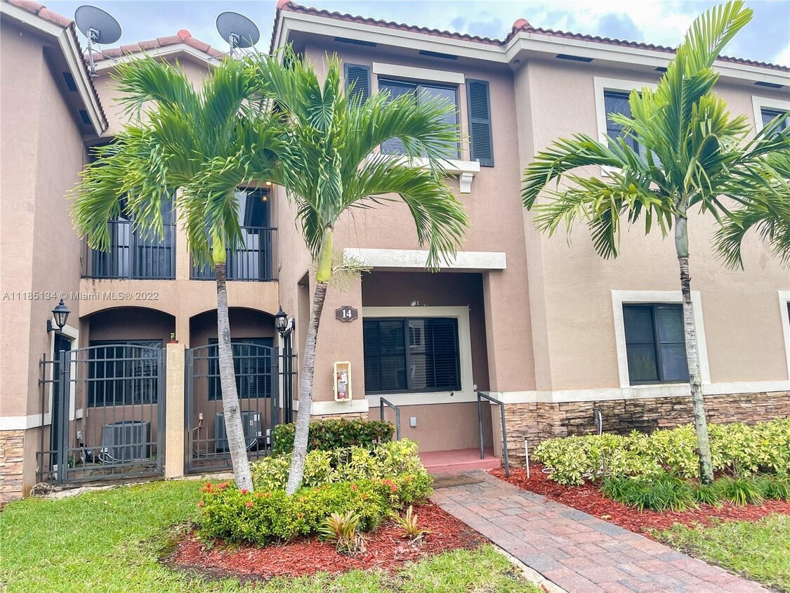 22401 SW 88th Pl, Cutler Bay, FL 33190 Townhouse for Rent in Cutler