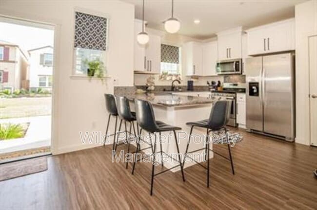 Building Photo - 4003 Prosser St