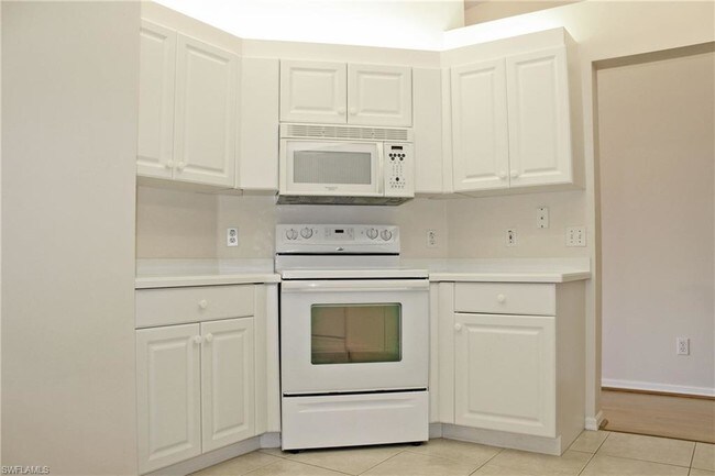 Foto del edificio - 14550 Daffodil Dr