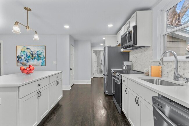 Foto del edificio - 171 Glenwood Rd