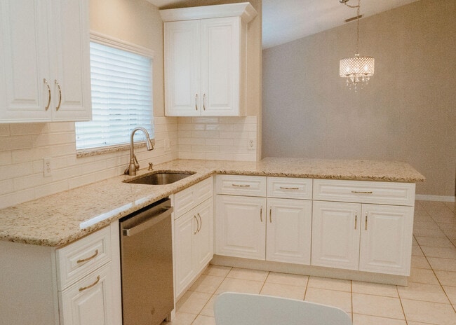 Building Photo - 2956 Mondavi Dr