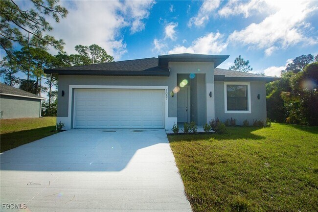 Building Photo - 1087 Rugby Cir