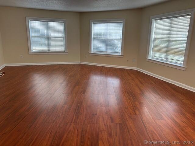Foto principal - 499 Bedford St