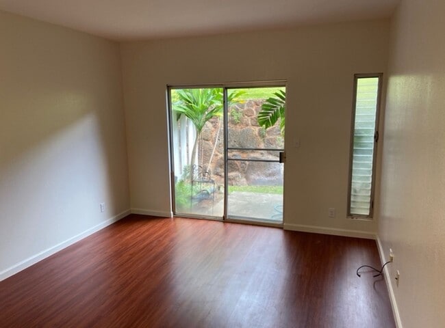 Building Photo - Newly Renovated 3 bedroom 2 bath Town home in Mililani Town