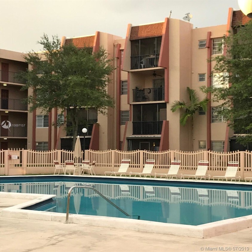 13707 Kendale Lakes Cir Miami, FL 33183 Alquileres en Miami, FL