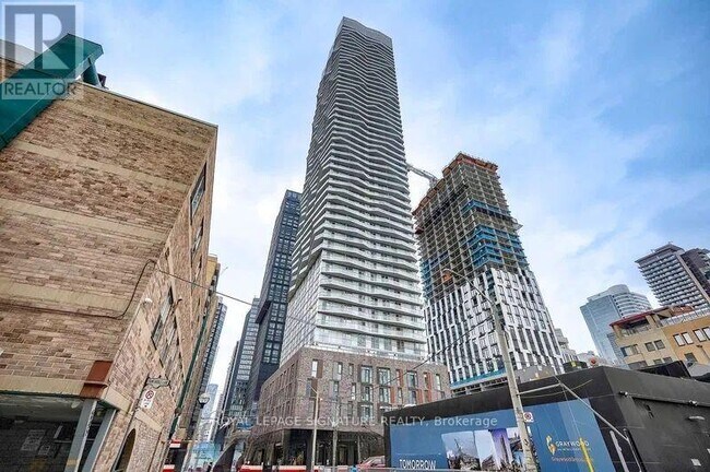 Building Photo - 100-100 Dalhousie St