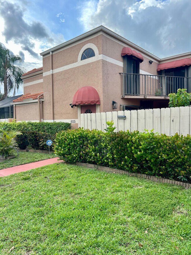 Building Photo - 6115 Seven Springs Blvd
