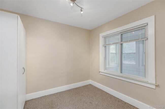 Foto del edificio - 1785 Channing St