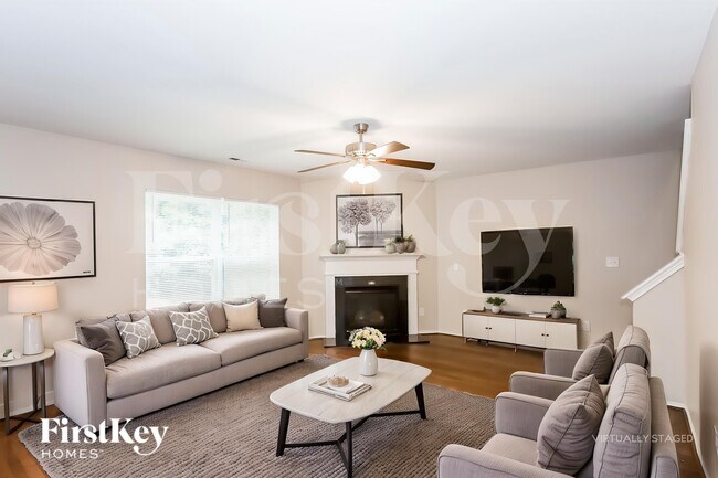Building Photo - 2709 Buckleigh Dr