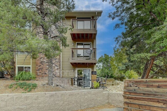 Building Photo - 3081 S Ursula Cir