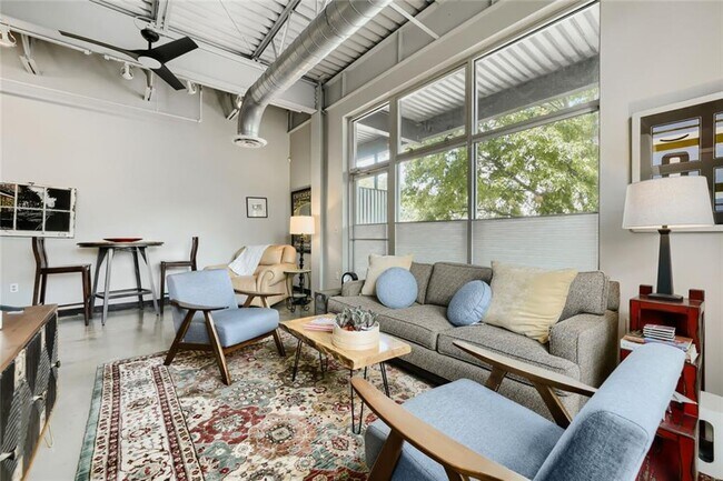 Foto del edificio - 5200 Peachtree Rd