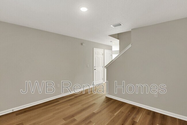 Building Photo - 1760 Rutledge Ave
