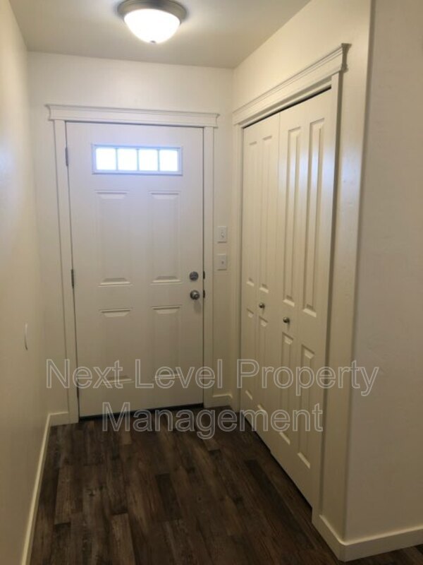 Building Photo - 158 Jackson Peak Dr