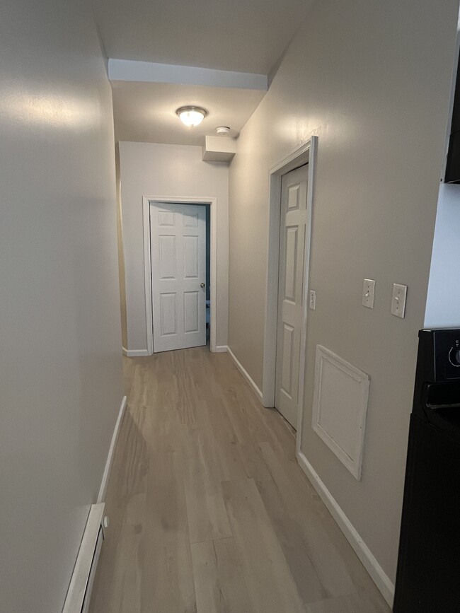 Building Photo - 338 N 63rd st