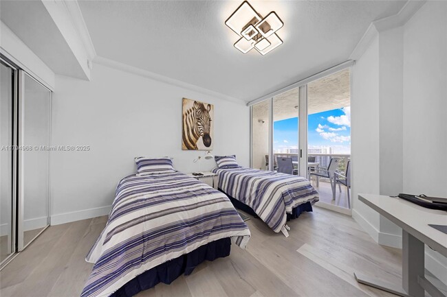 Foto del edificio - 3200 N Ocean Blvd