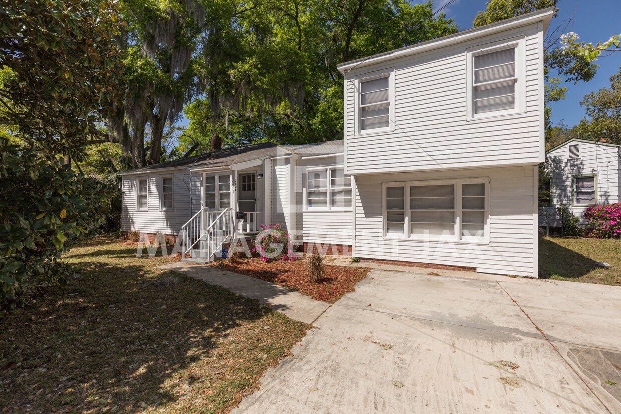 Primary Photo - 7806 Paul Revere Dr