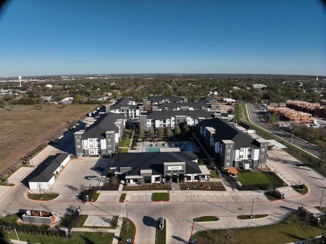 3D Exterior - Avelyn Manor