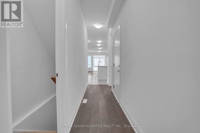 Building Photo - 3 Ranch Ter