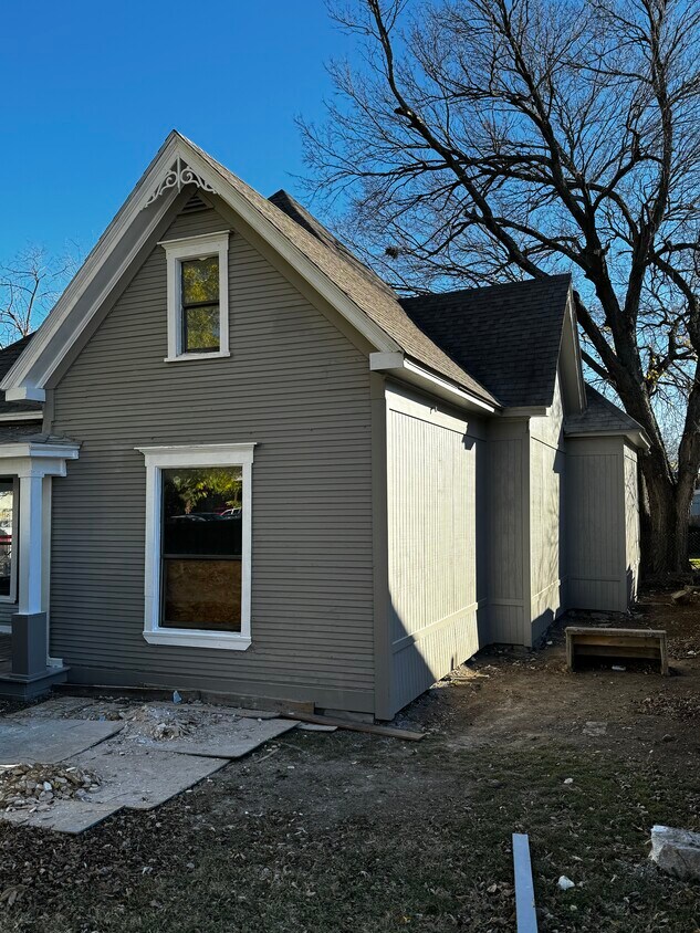 18 W Thompson Ave, Sapulpa, OK 74066 Apartments in Sapulpa, OK