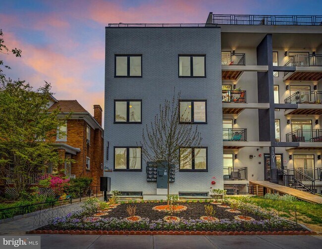 Foto del edificio - 1103 Fern St NW