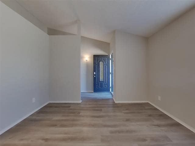 Building Photo - 506 Ponderosa Dr