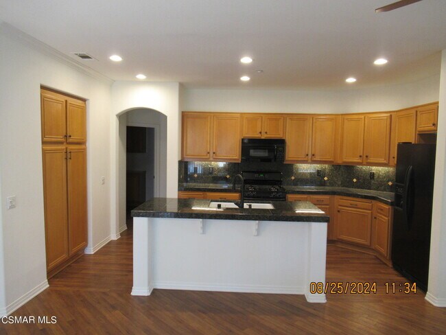 Building Photo - 2656 Vanilla Ln