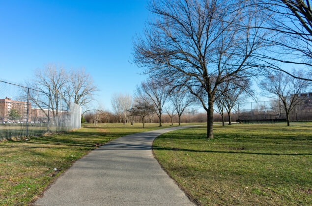 Popular Kissena Park is in nearby Flushing