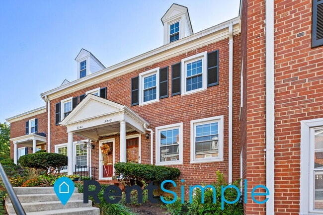 Building Photo - 3240 S Stafford St