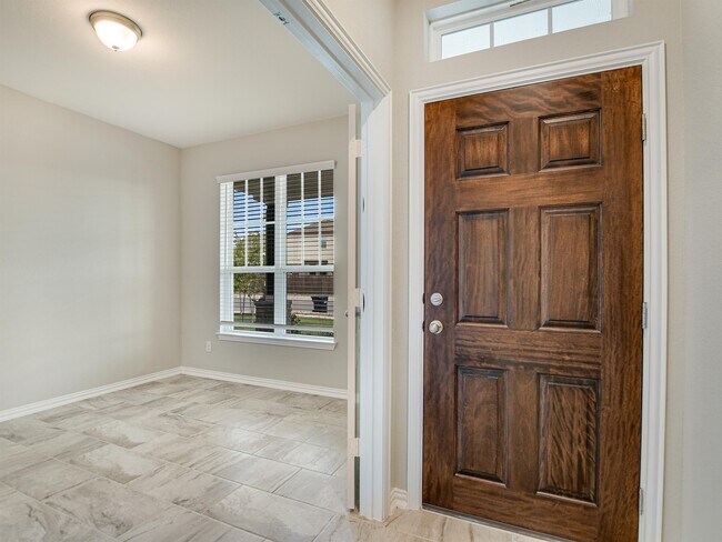 Building Photo - 213 Penna Ln