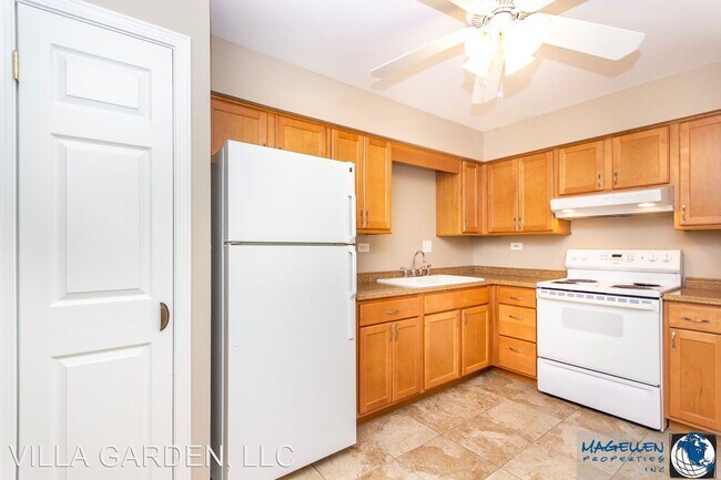 Building Photo - 712 Villa Ave