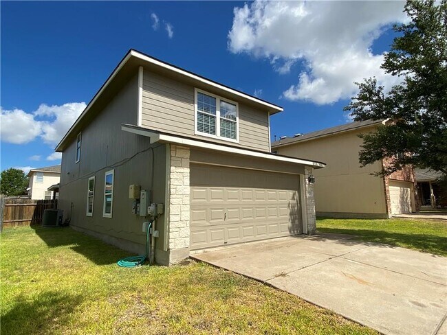 Building Photo - 6720 Panda Royle Dr