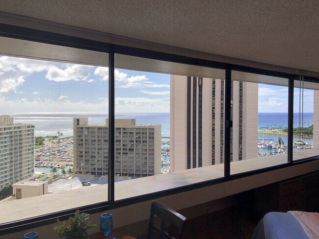 Foto del edificio - 1700 Ala Moana Blvd