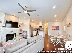 Foto principal - 136 Montclair St